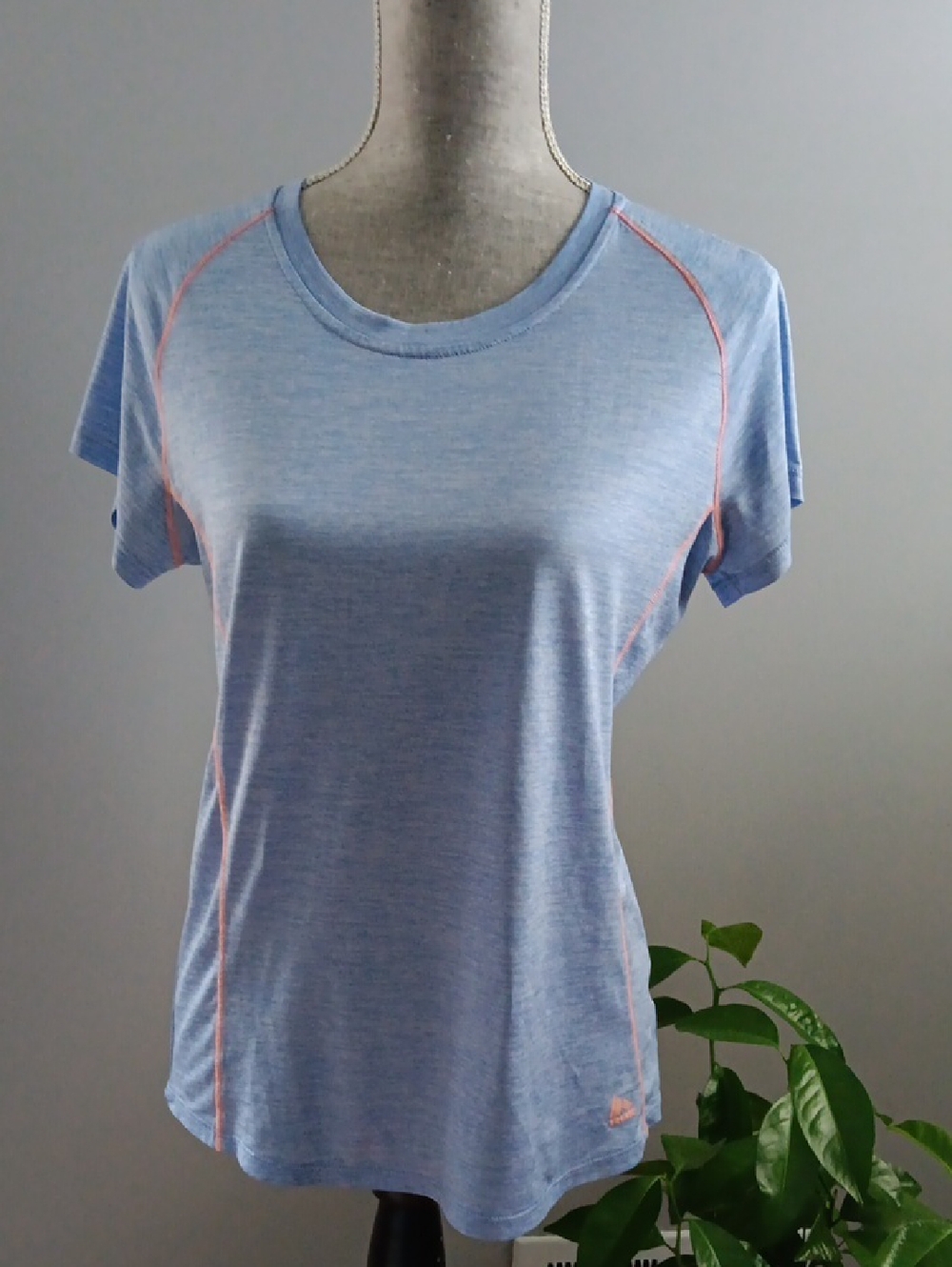 RBX Athletic Fitted Top - L